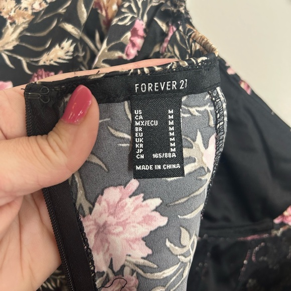 Forever 21 Victorian Tiered Floral Tie-Back Mini Ruffle Long Puffy Sleeve Medium - Picture 10 of 13